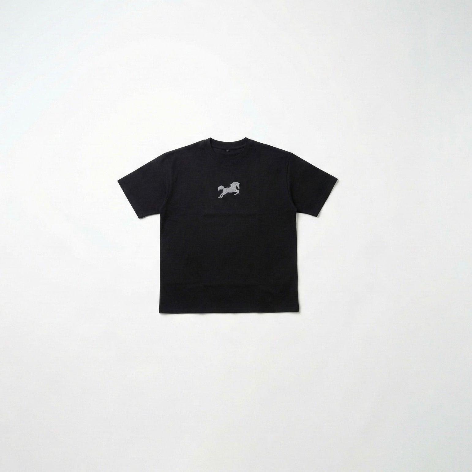 BLACK OVERSIZED T-SHIRT